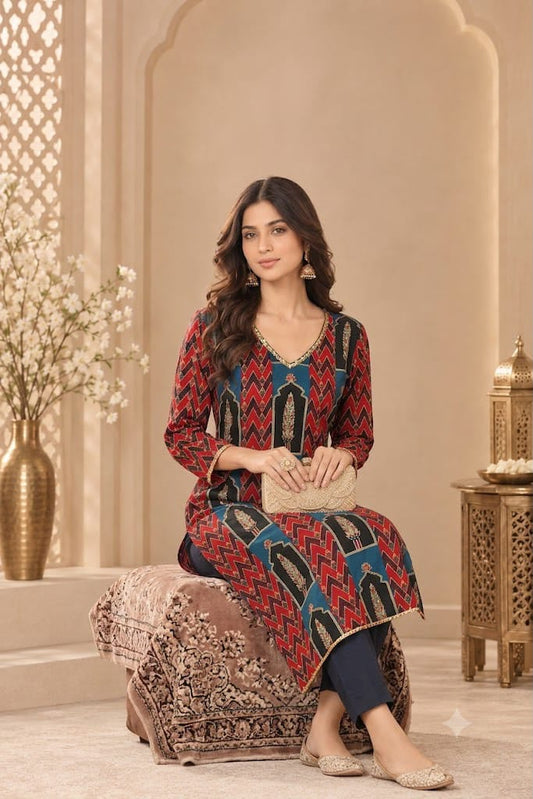 Maroon and black zigzag print kurti with matching pant